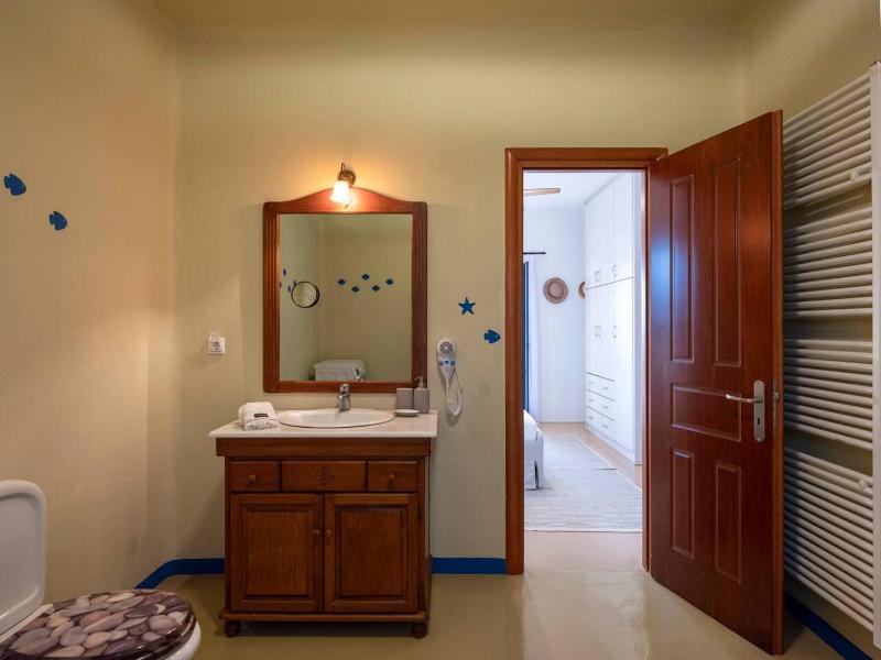 Villa Bianca - Sunset and beach access - image 11