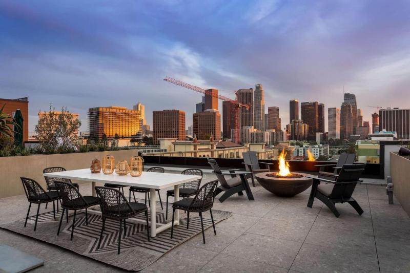 Skyline Haven Near Dodger Stadium with Views - image 14