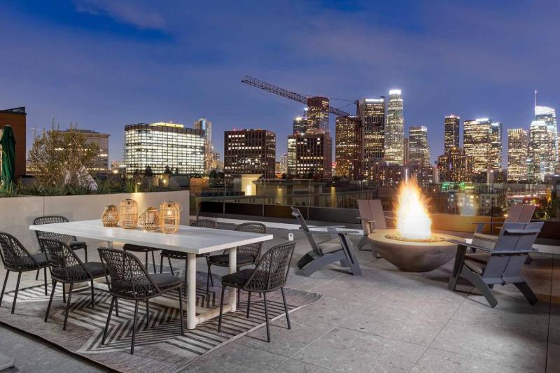 Skyline Haven Near Dodger Stadium with Views - image 5