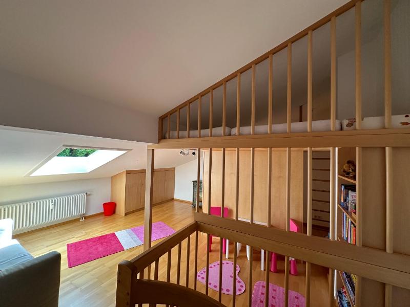 One-Bedroom Apartment image 4