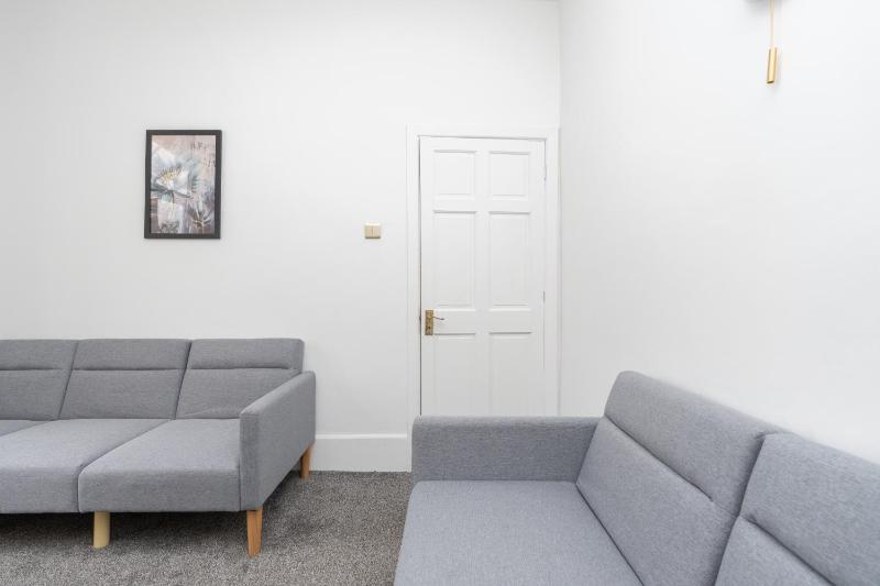 Open Mind Property - 16 Guests & Free Parking - image 36