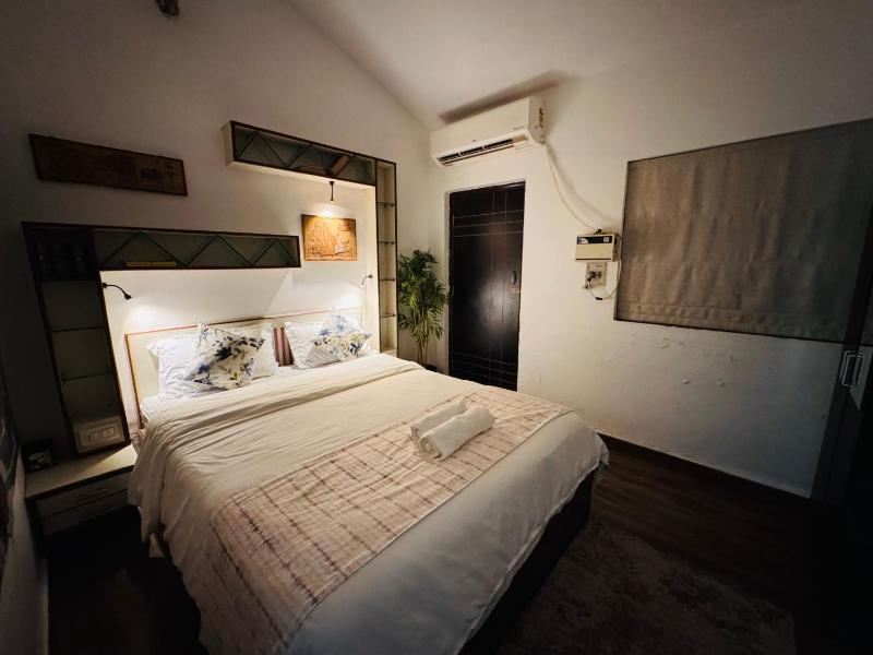 Casa Europe 6BHK With Pool & 5 mins Beach - image 36