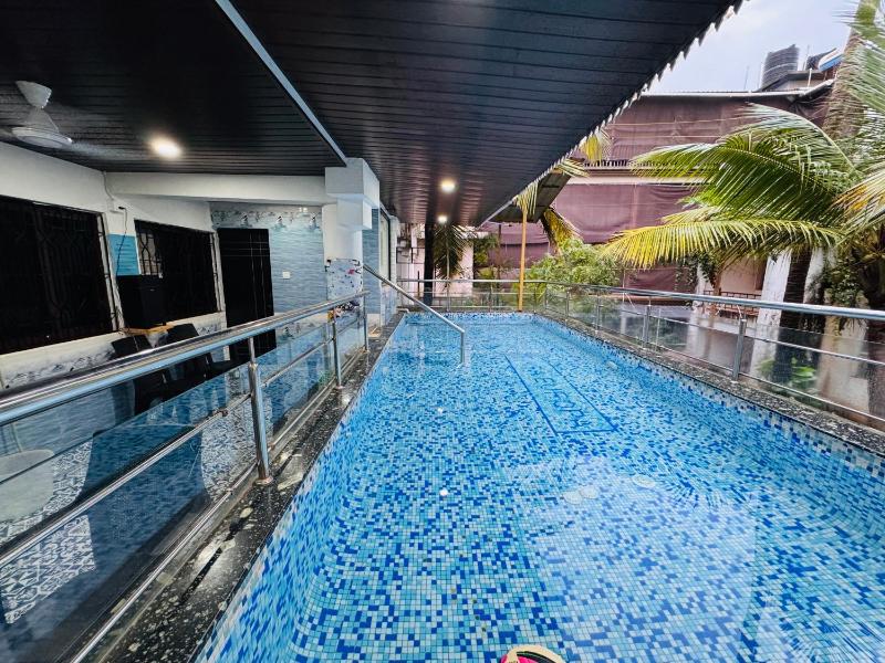Casa Europe 6BHK With Pool & 5 mins Beach - image 5
