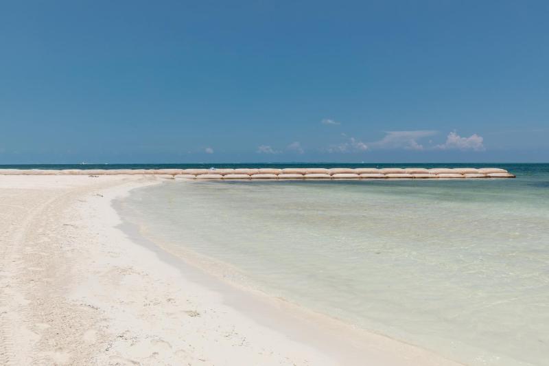 4BR. apartament near the beach - image 11