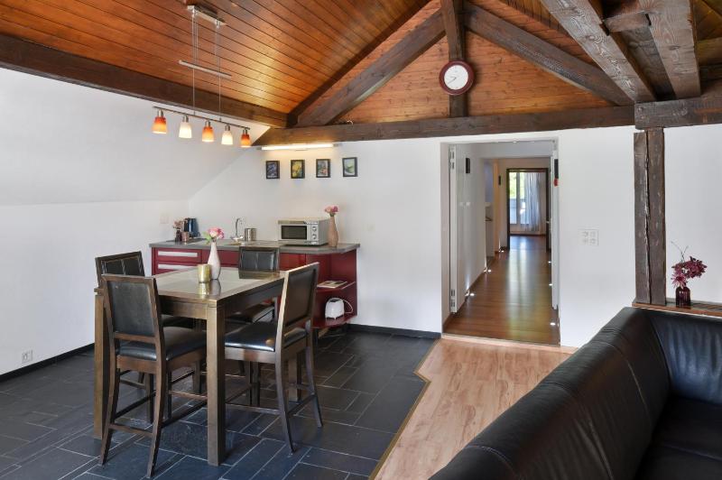 Deluxe Penthouse Suite with Panorama view image 2