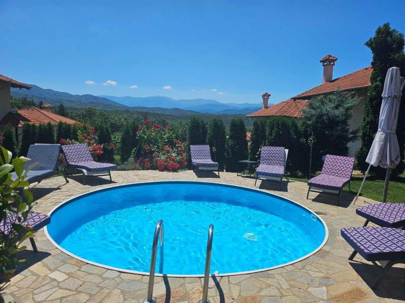 Holiday Home image 4