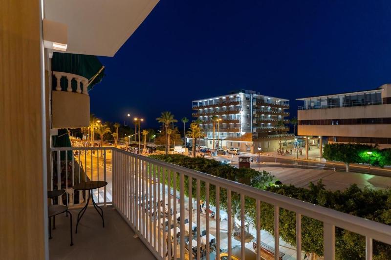 Braceli Beach Resort Middle Floor - rentafive - image 6