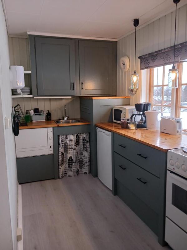 Two-Bedroom Cottage (6 Adults) image 2