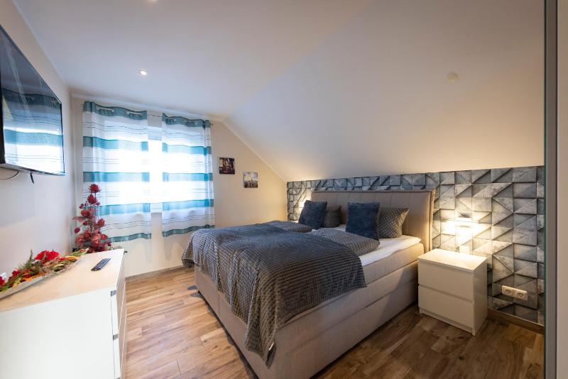 Three-Bedroom House image 4