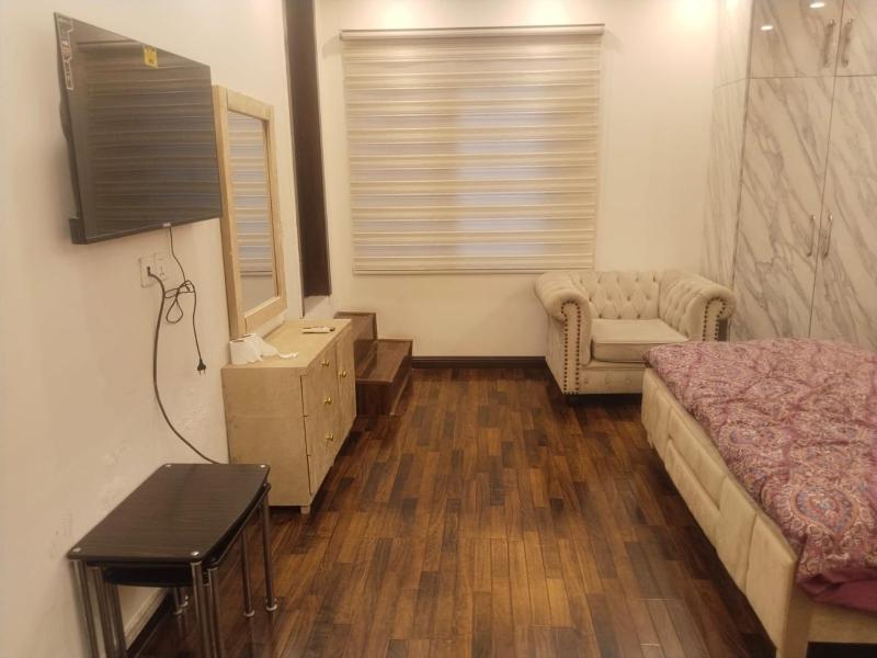Luxury One Bed Apartment in Lahore - image 8