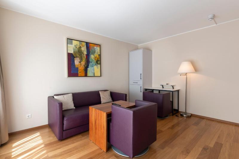 Deluxe Double Room image 2