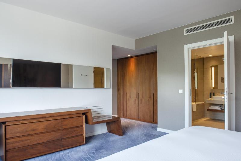 Junior Suite image 2