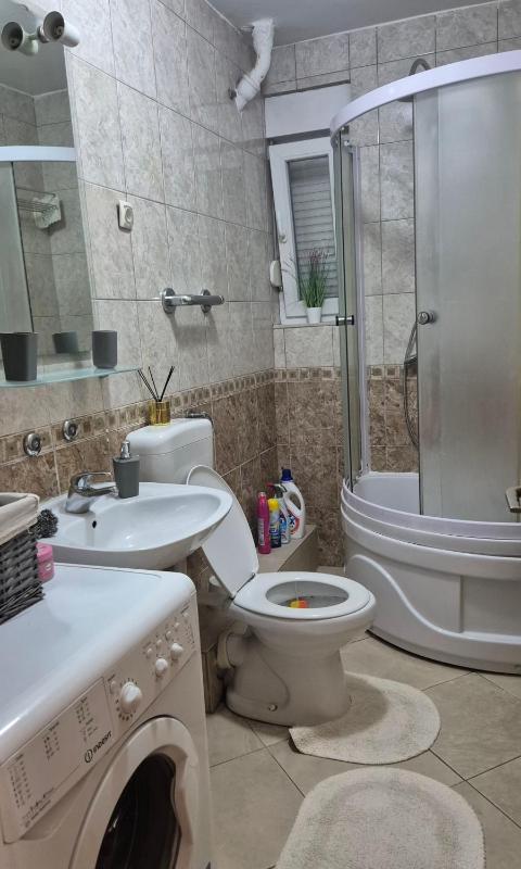 B&G Apartment Mostar - image 13