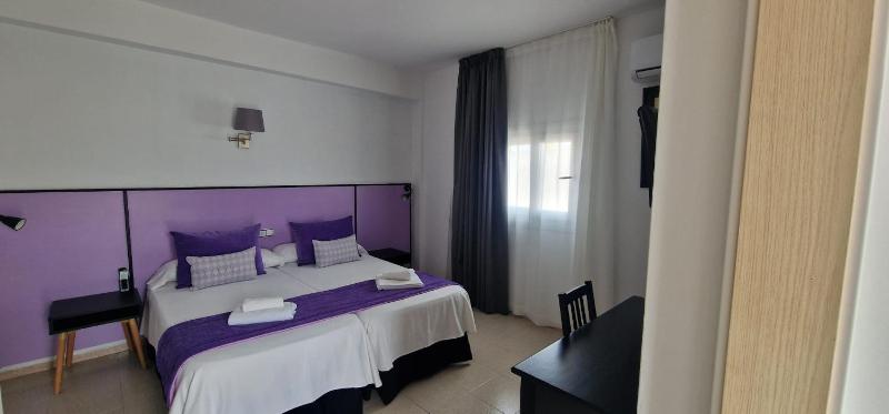 Hotel Teide - image 4