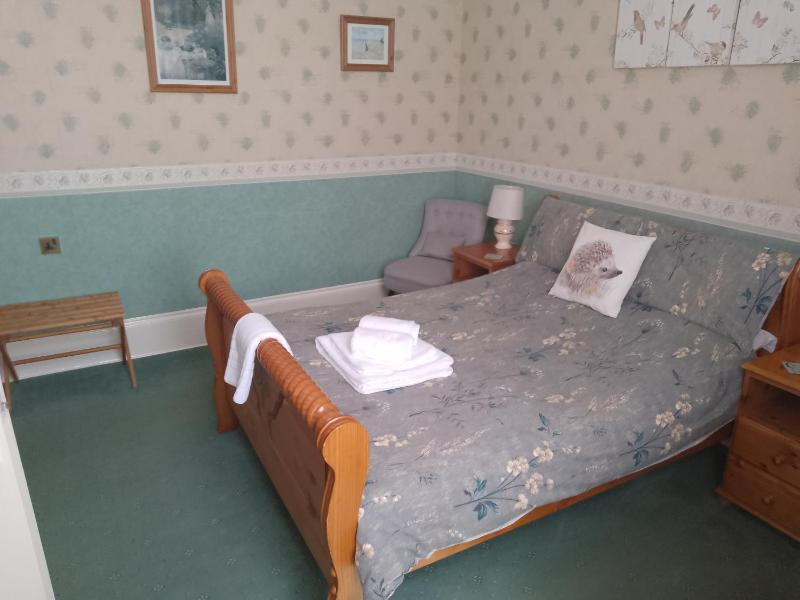 Double Room image 3