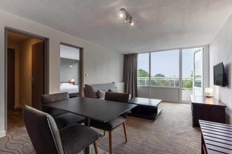 Suite image 2