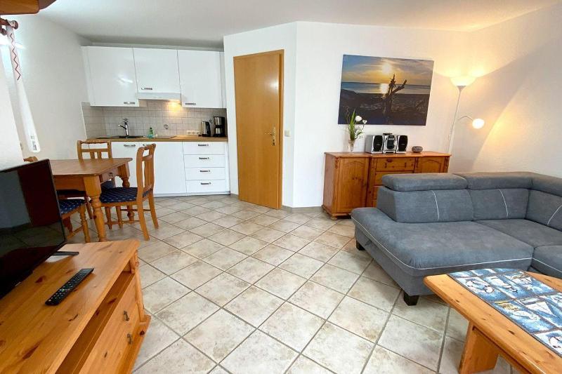 Haus-Kleist-Wohnung-1-rechts - image 2