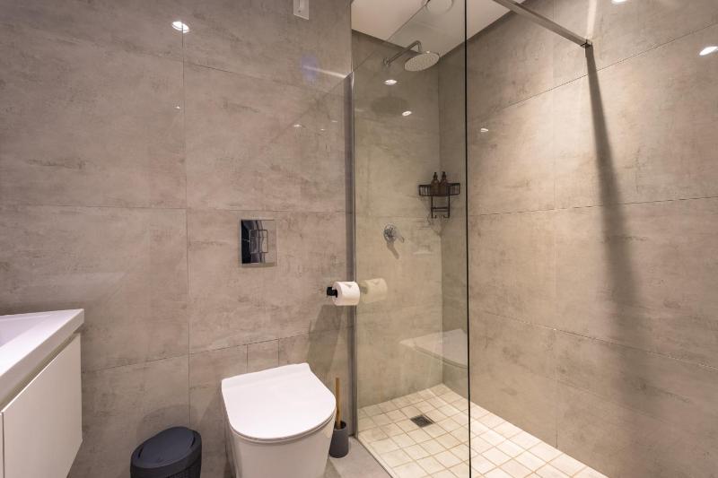 Ridgeside Residence 63 - image 8