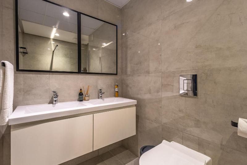 Ridgeside Residence 63 - image 11