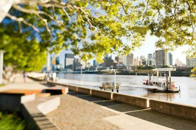 Spacious 2 bedroom Apartment in Woolloongabba - image 7