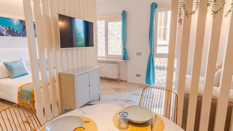 Suite Sirmione Studio - Italian Homing - image 8
