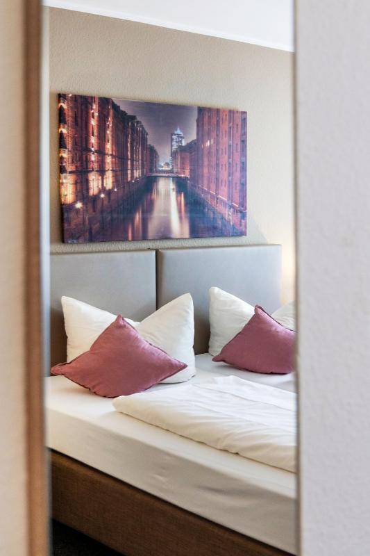 Comfort Double Room image 4