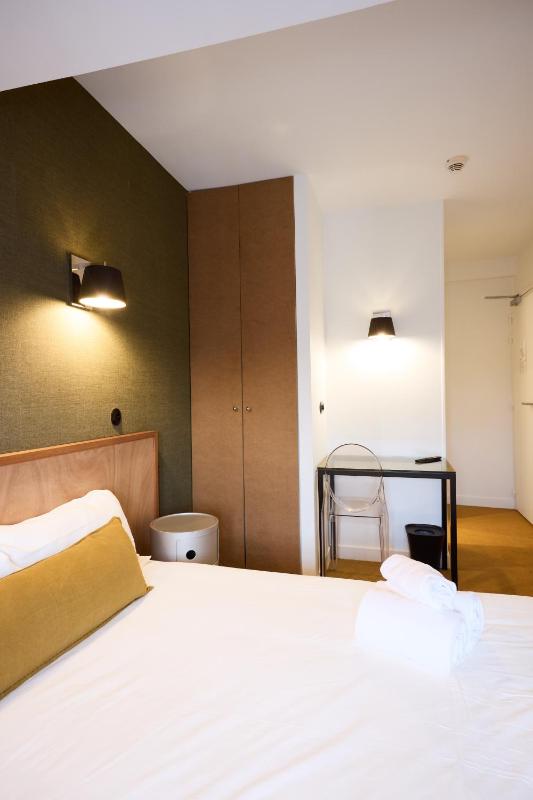 Chambre Double Découverte (4ème étage) image 3