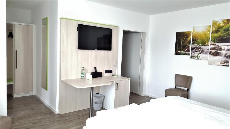 Double Room - Disability Access image 3