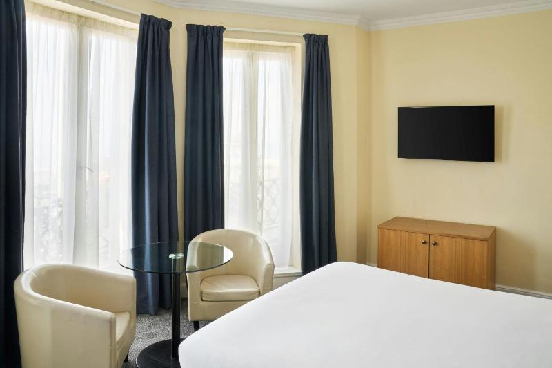 King Room with Sea View image 1