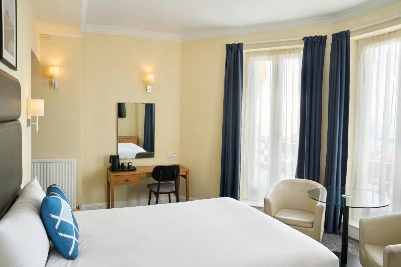 King Room with Sea View image 3