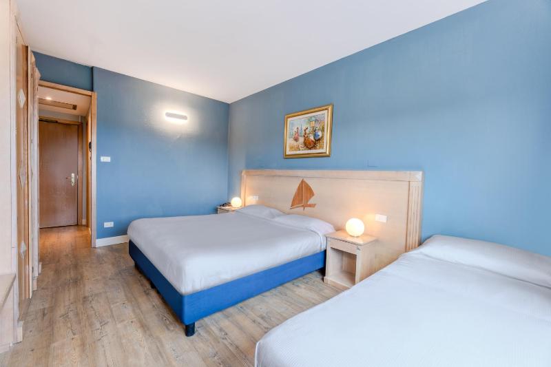 Triple Room image 2