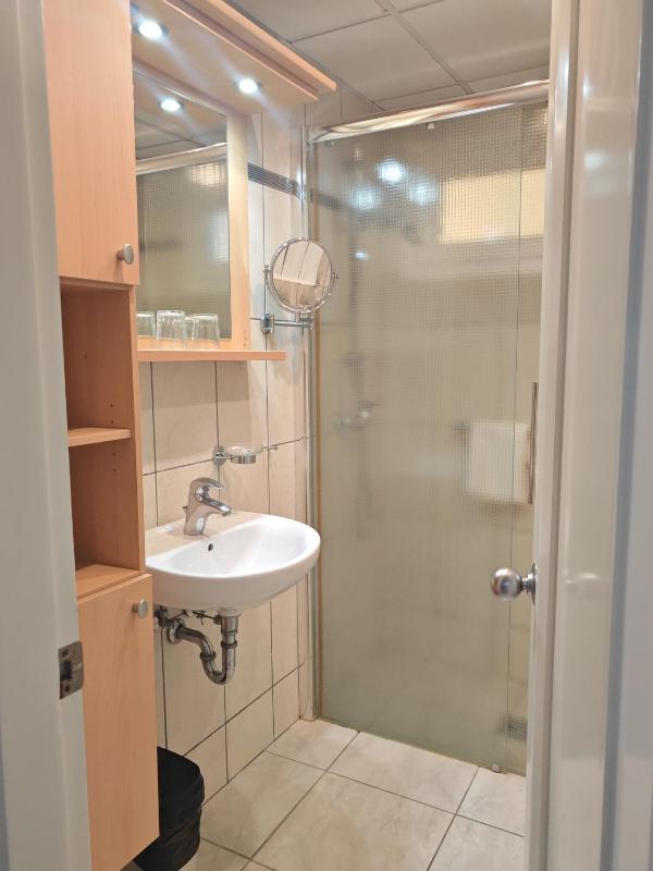 Superior Apartment image 3