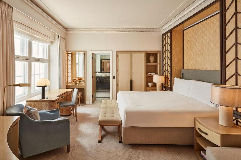 Mayfair Room image 4