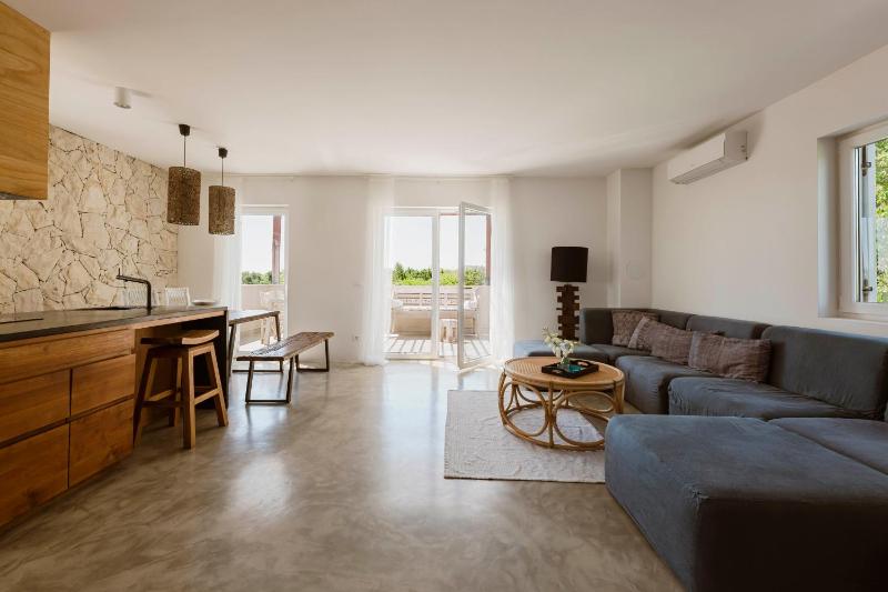 Duplex Apartment with Terrace and Sea View image 1