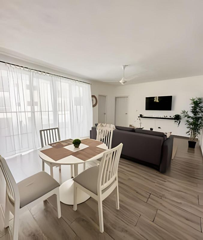 Private condominium with pool near the beach - image 3