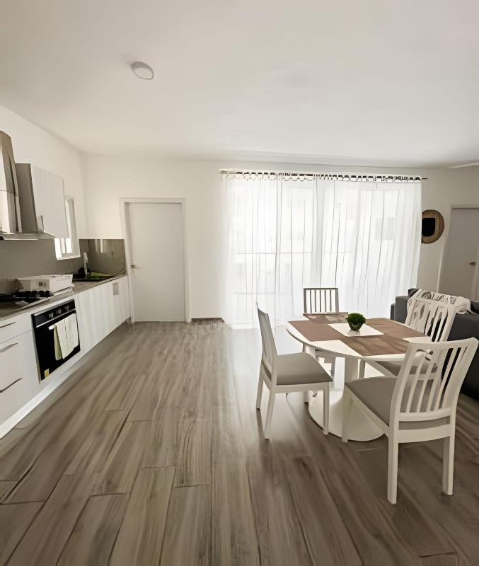 Private condominium with pool near the beach - image 14