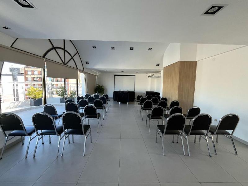 Urquiza Apart Hotel & Suites - image 29