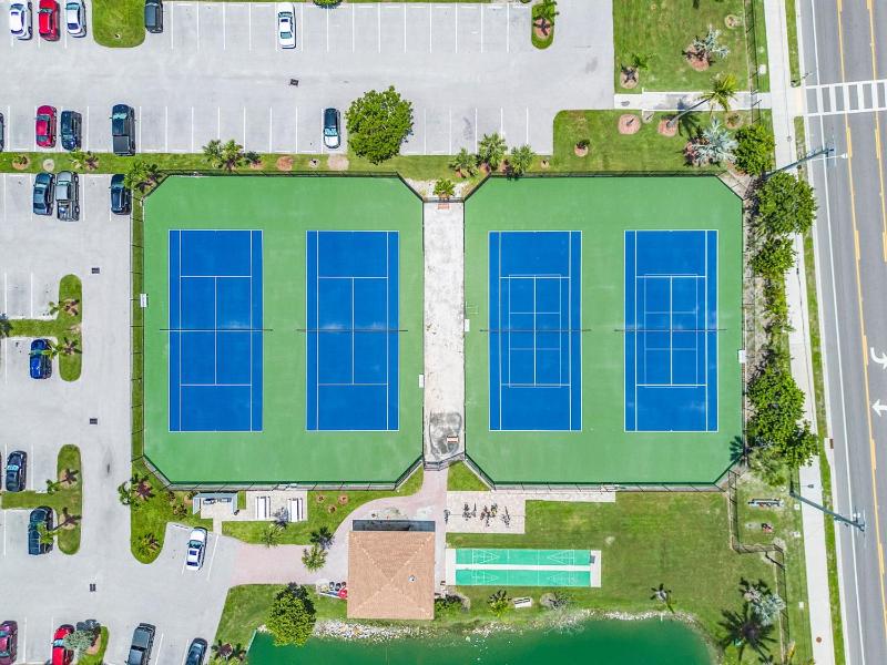 Updated Gulf Front Condo on the South End of Fort Myers Beach! condo - image 2
