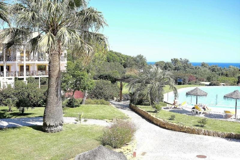 Luzmar Villas - image 30