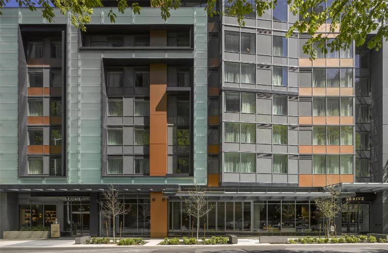 The Sound Hotel Seattle Belltown Tapestry Collection by Hilton - image 1