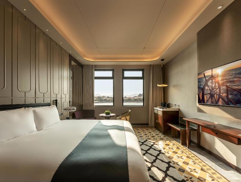 Xiamen Lujiang Harbourview Hotel-panoramic sea views over Gulangyu - image 13