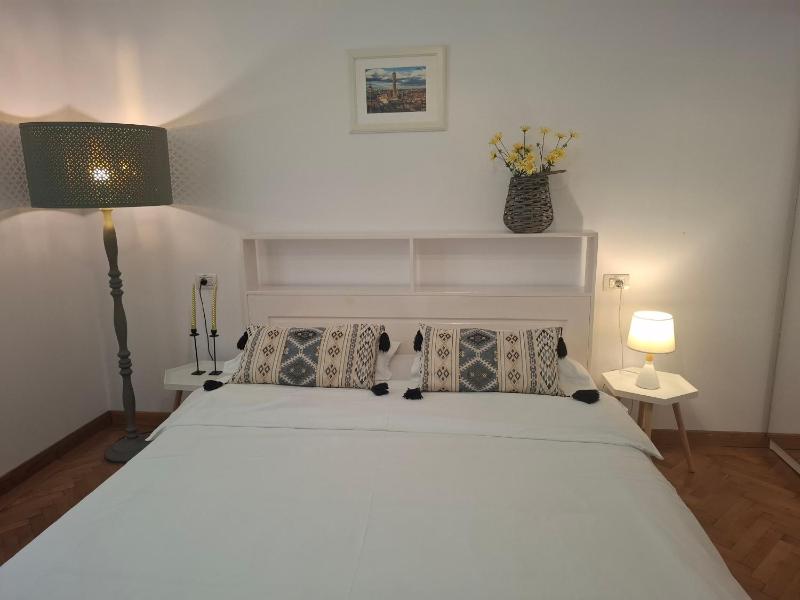 Double Room with Private Bathroom image 1