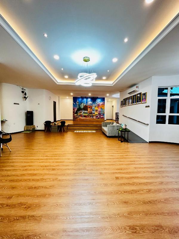 Lestari Inn Boutique Residence Self- Check-in homestay - Private Parking - image 16