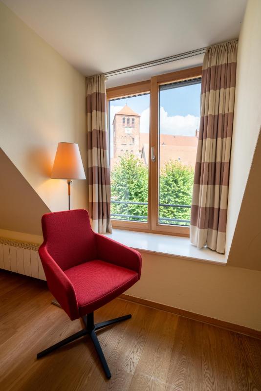 Double Room image 4