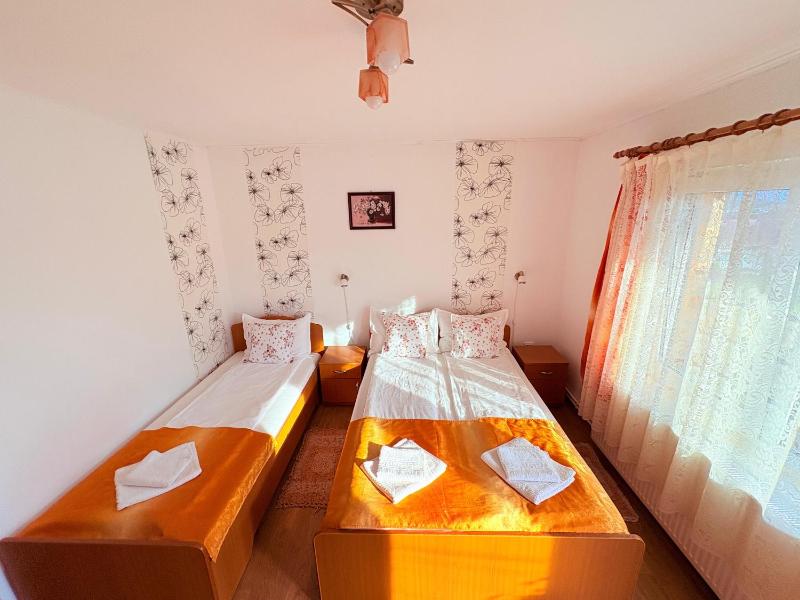 Quadruple Room image 4