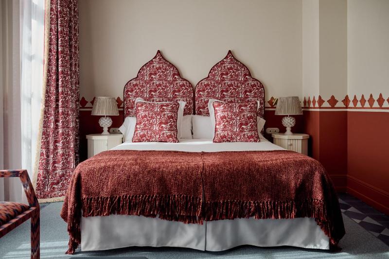 Cristine Bedfor Sevilla Boutique Hotel - image 16