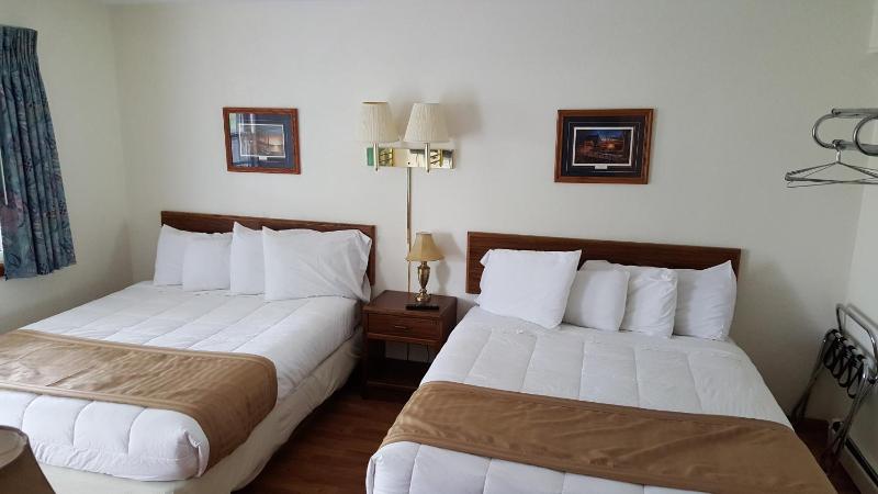 Budget Double Room image 2