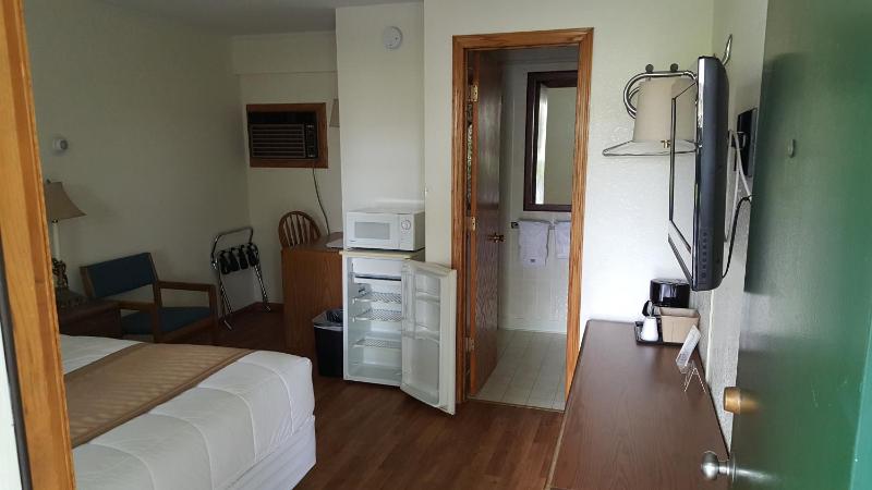 Deluxe Family Room image 2