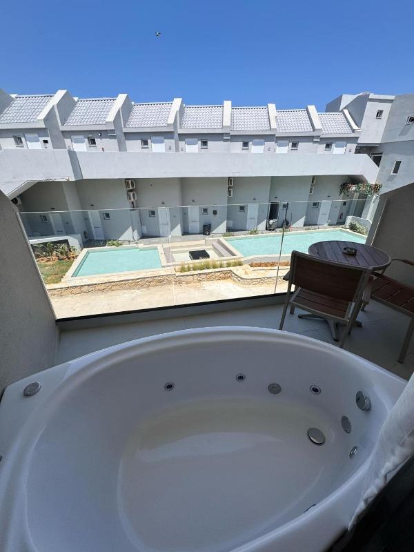 Suite with Spa Bath image 3