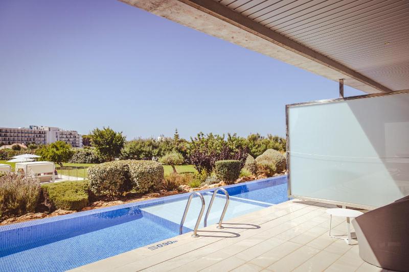 Suite with Private Pool image 2